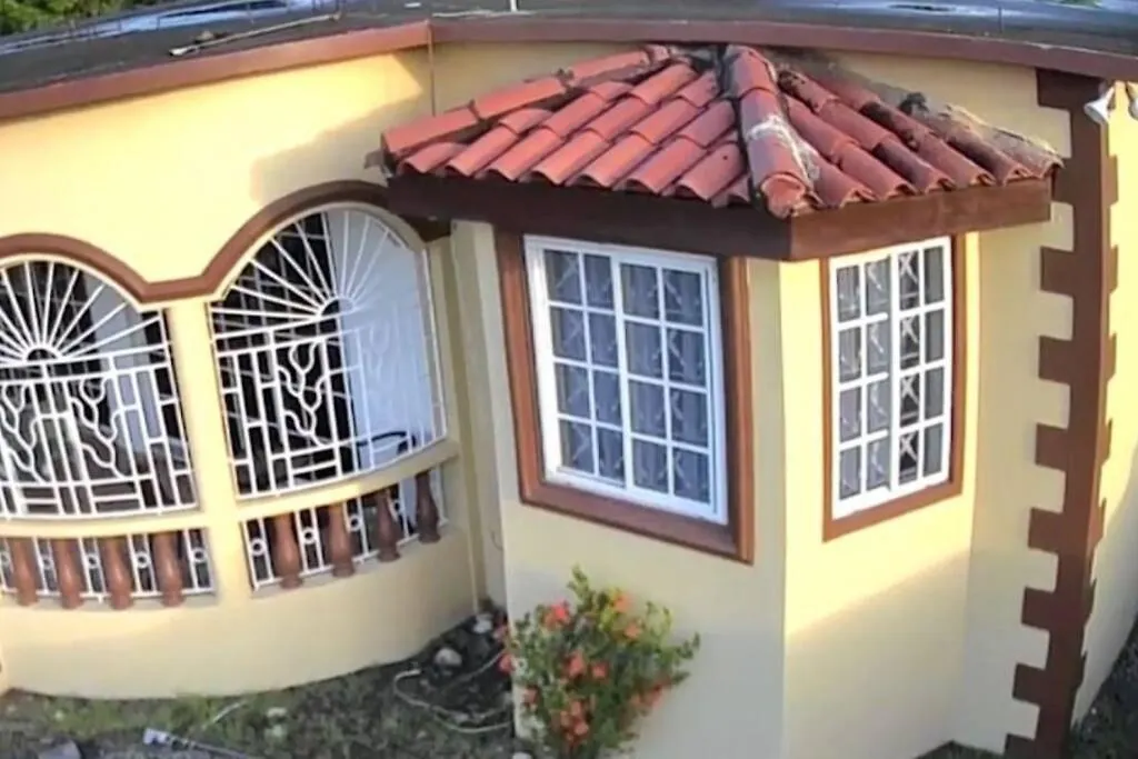 Eagles Nest Villa Studio Ac Tv Wifi Fan Luxury Modern Albion Jamaica
